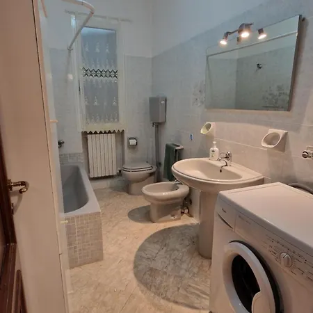 Apartment La Strelizia