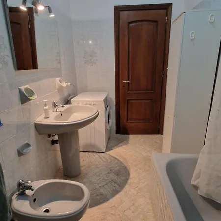 Apartment La Strelizia